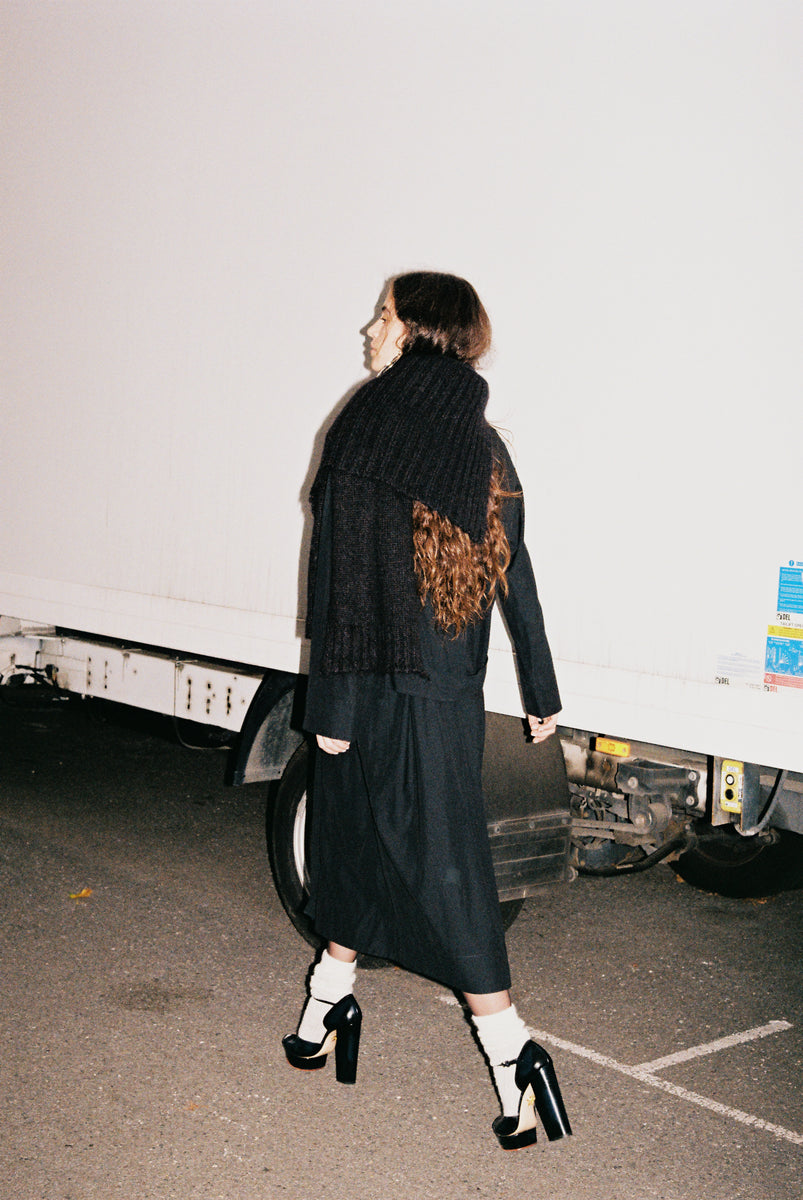 unfil mohair scarf 【美品】　マフラー　ブラック The Scarf Black Mohair | ISA ARFEN