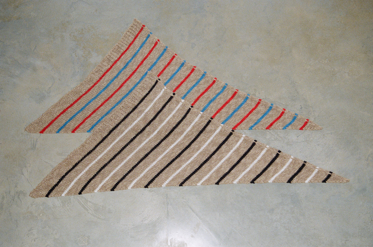 Triangle Knit Scarf - Neutral