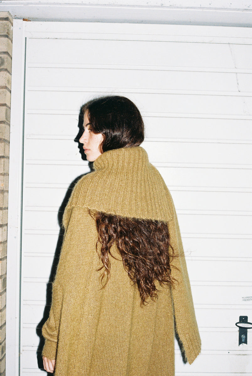 Cape No.01 - Caramel Mohair